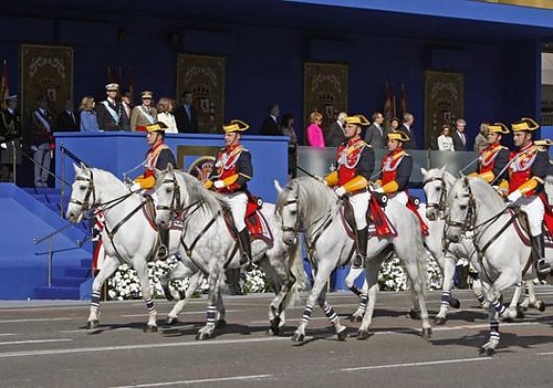 ardias-civiles-uniforme-gala-16_4_1125222430.jpg